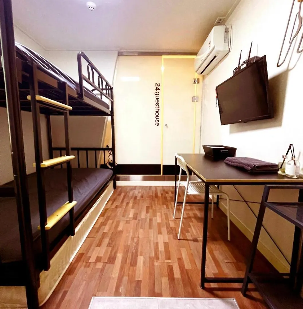 24 Guesthouse Sinchon Avenue Seoul Hostel